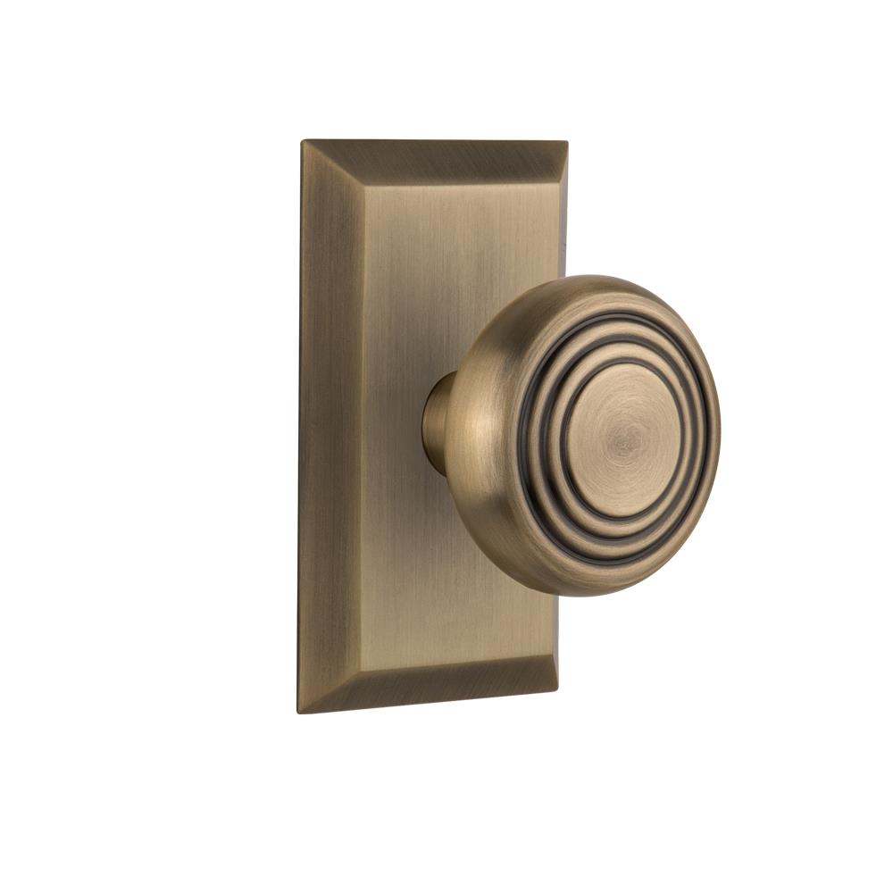 Nostalgic Warehouse STUDEC Complete Passage Set Without Keyhole Studio Plate with Deco Knob in Antique Brass